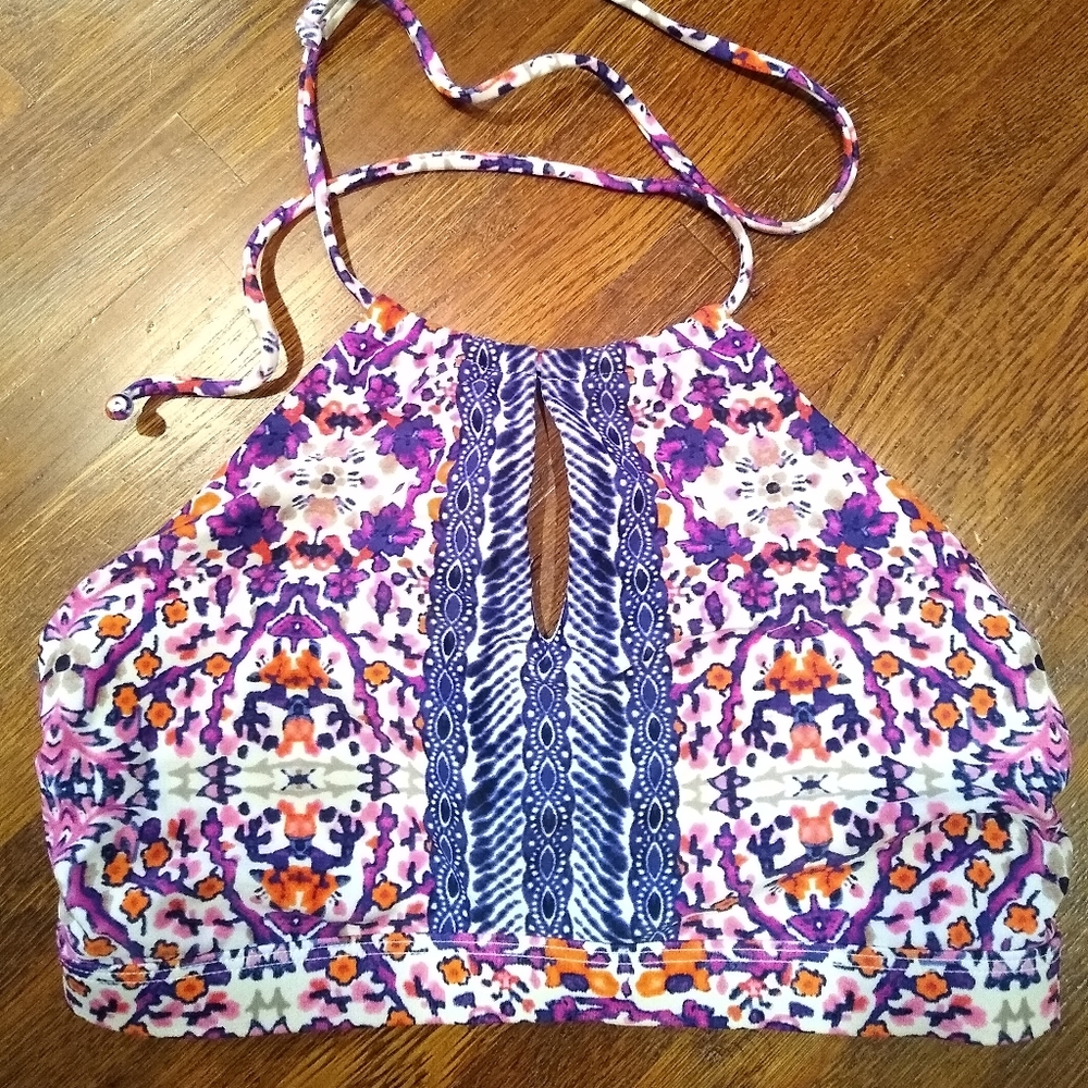Athleta Swimsuit Top
